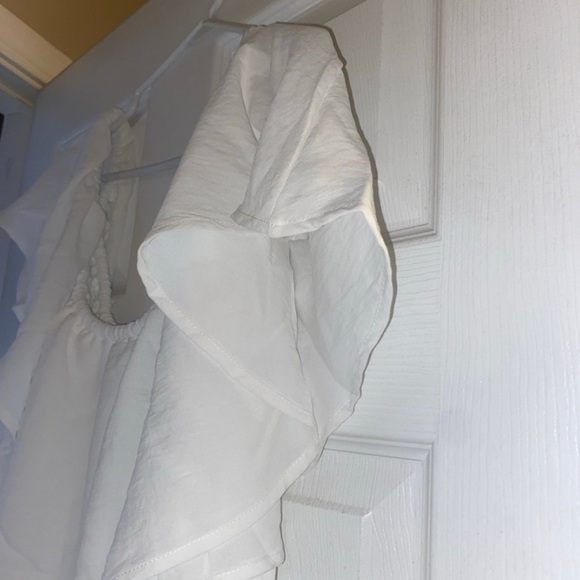 All White ruffle off-shoulder elastic waist one-piece jumpsuit Women’s Size 2XL - Picture 9 of 11